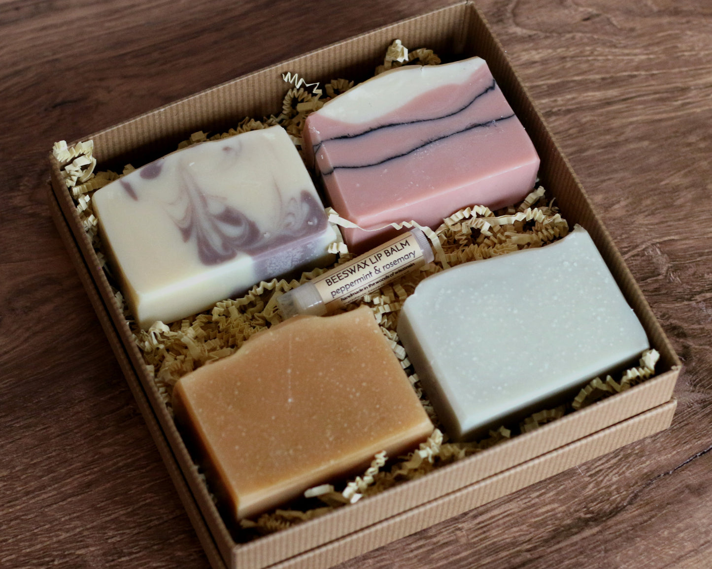 CLASSIC SOAP COLLECTION GIFT BOX (optional accessories)