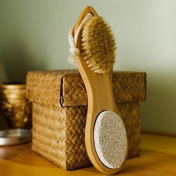BAMBOO EXFOLIATING PEDICURE TOOL