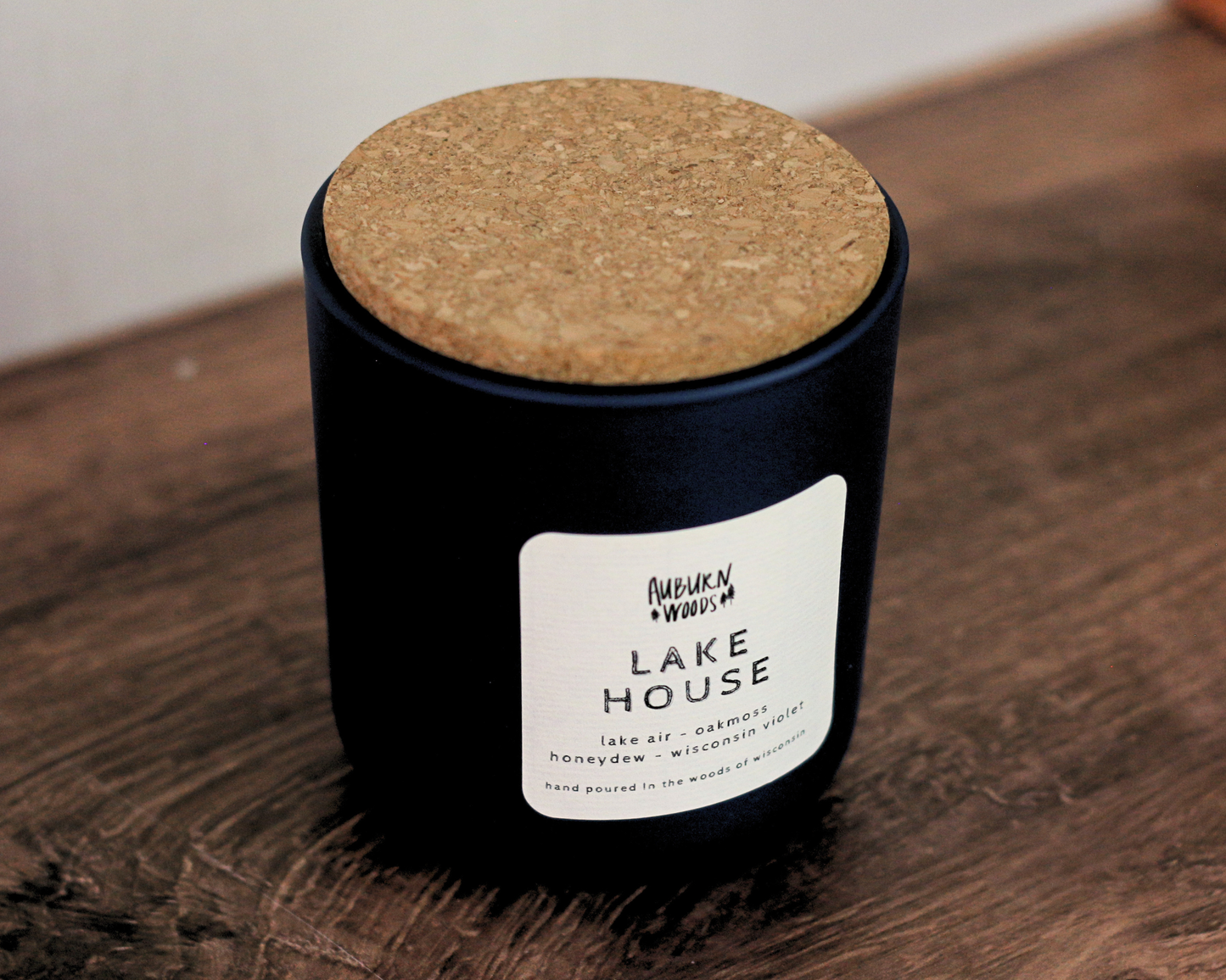 LAKE HOUSE CANDLE